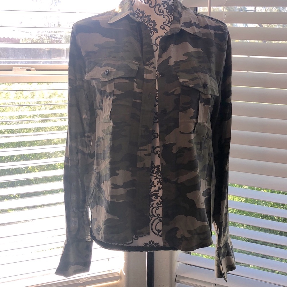 Rue 21 Embroidered Camo Button Down Shirt - Picture 5 of 7